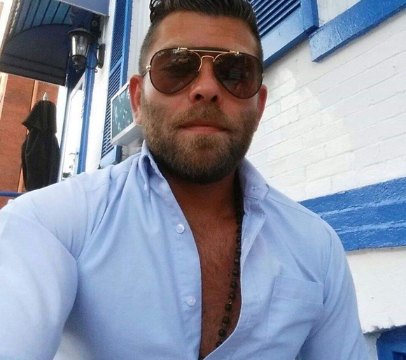 Meet your Posher, Ben - Picture 2 of 3